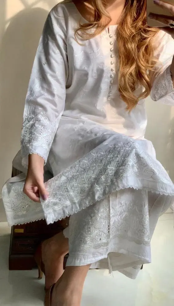 2 pcs Embroided Chikan kari