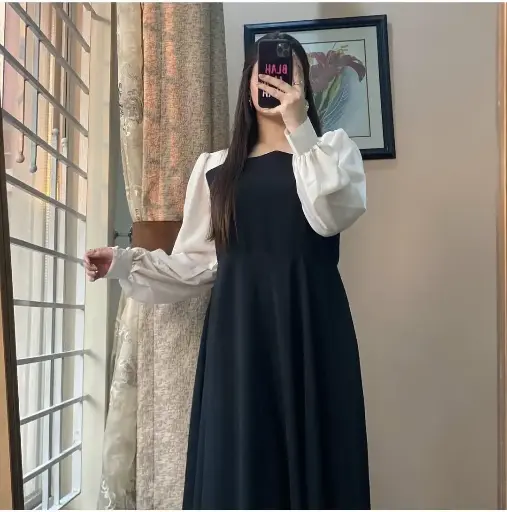 Black and White Puff sleeves long dress